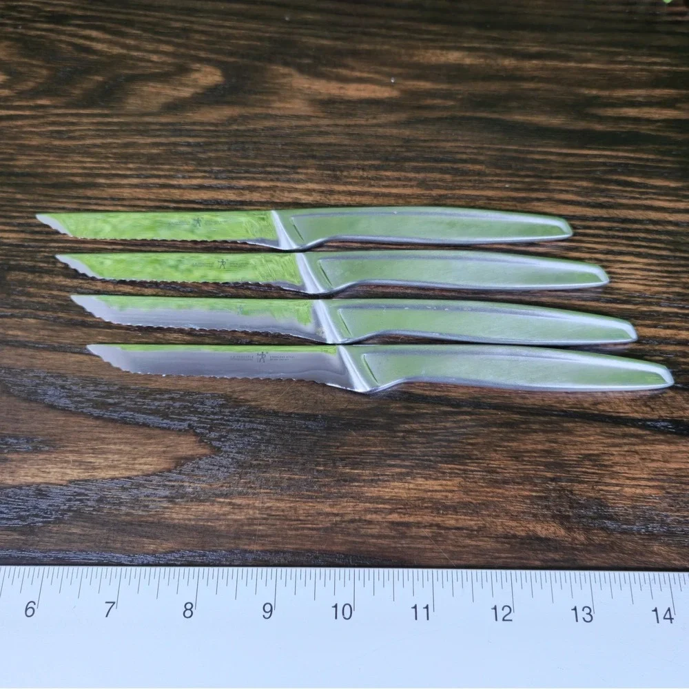 Set J A Henckels International Stainless Steel Serrated Stake Knives 35199-100